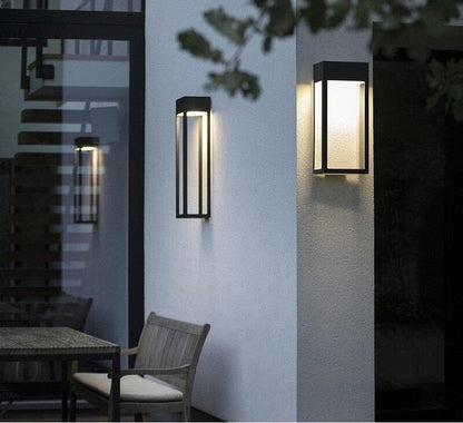 Olivia outdoor wall lamp