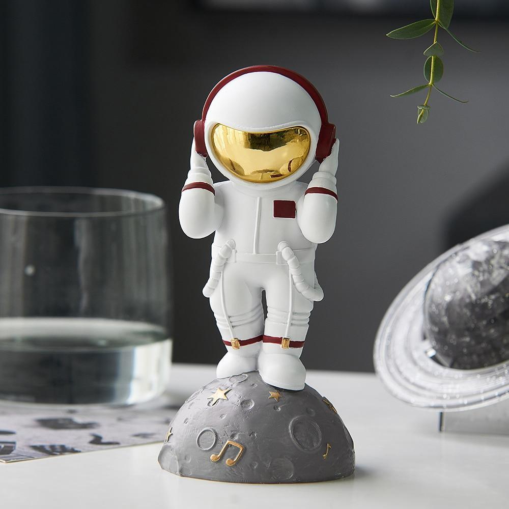 Jaina Astronaut Decor/Sculpture