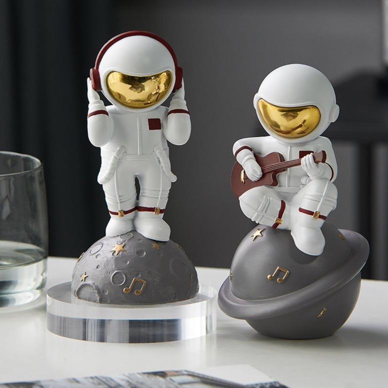 Jaina Astronaut Decor/Sculpture