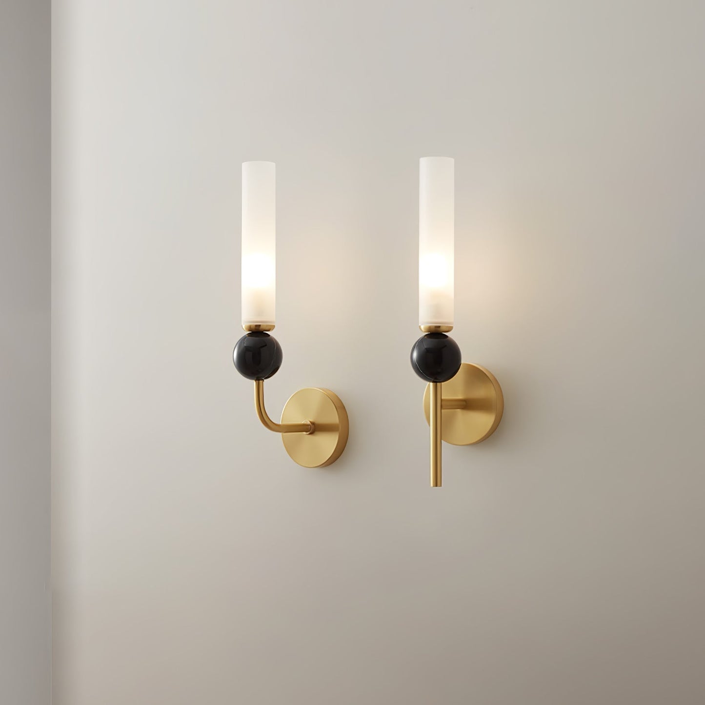 Jolie Marble Vertical Wall Light