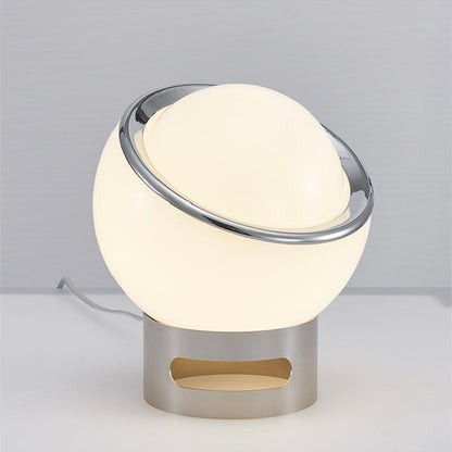 OpalHaus – Bauhaus opal lamp