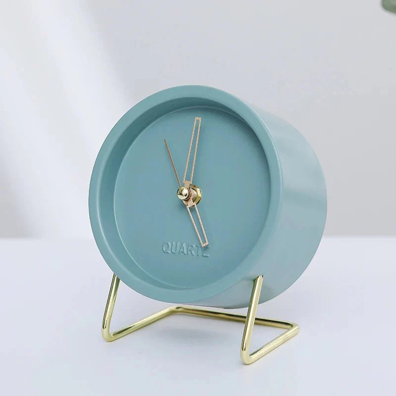 Minimalist Art Inspired Quartz Clock