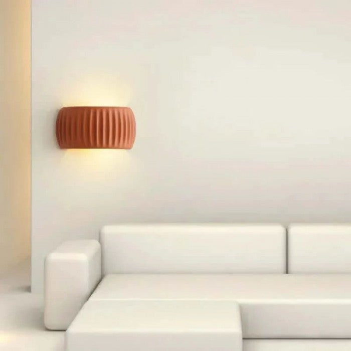 Modern Art Deco Resin Ribbed Wall Sconce Lamp