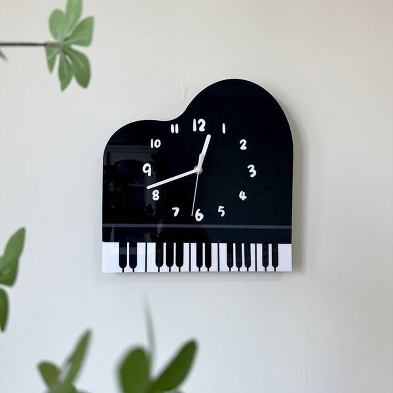 Modern Quartz 'Piano' Wall Clock