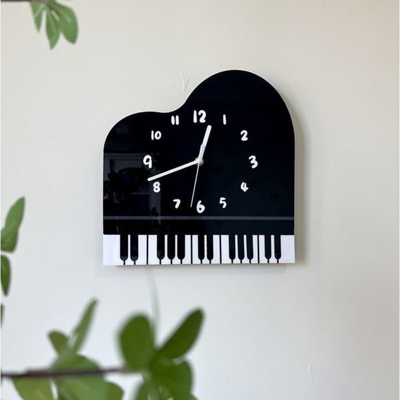 Modern Quartz 'Piano' Wall Clock