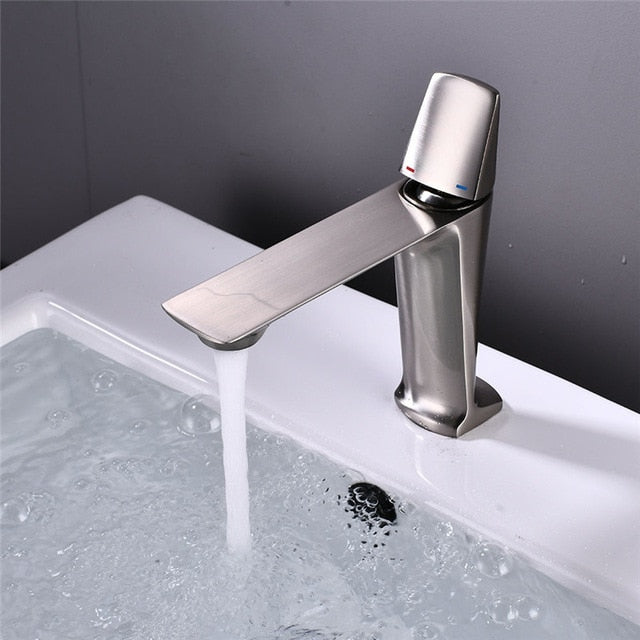 Miravique - Modern Bathroom Faucet