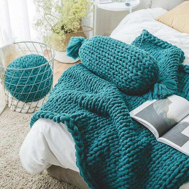 Miravique Chunky Knit Blanket - Cozy Handcrafted Throw for Sofa, Bed, & Living Room Decor