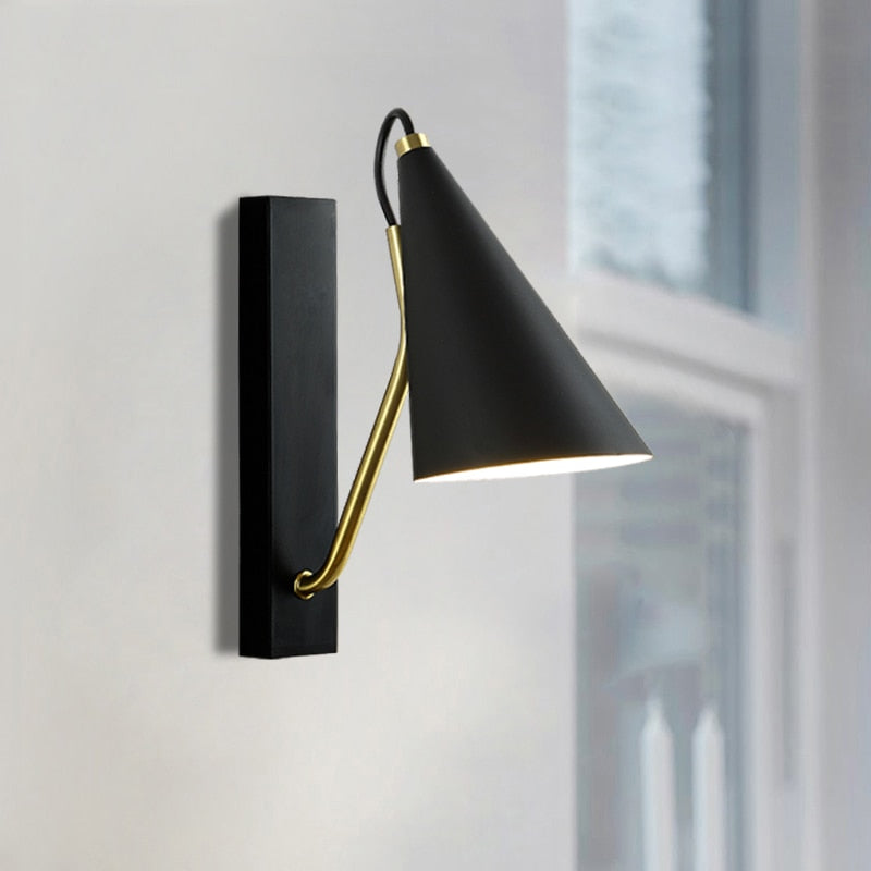 Miravique - Modern Wall Sconce