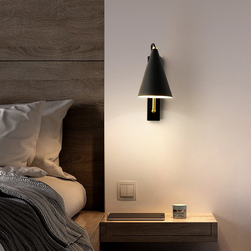 Miravique - Modern Wall Sconce