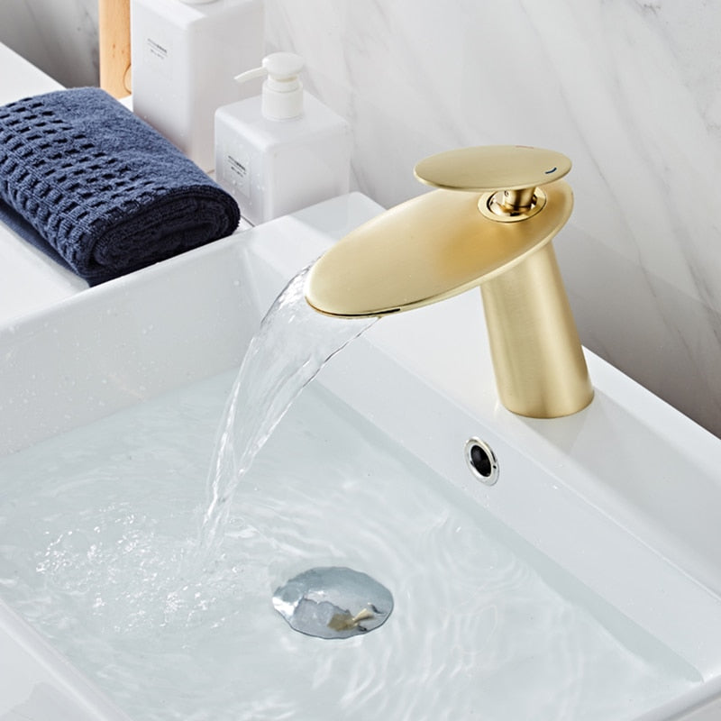 Miravique - Modern Waterfall Faucet