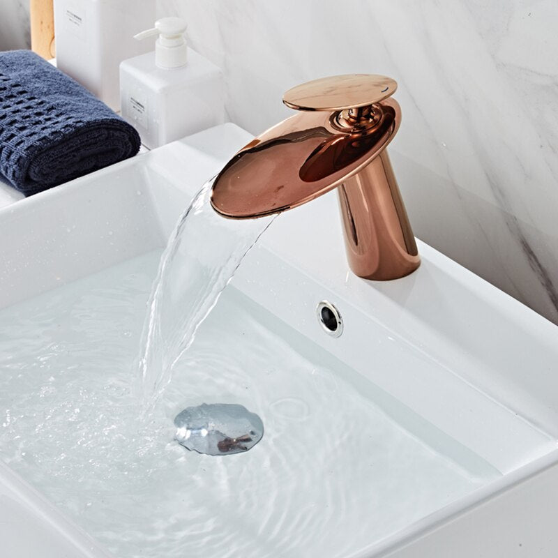 Miravique - Modern Waterfall Faucet