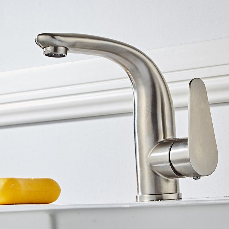 Miravique - Classic Curved Bathroom Faucet