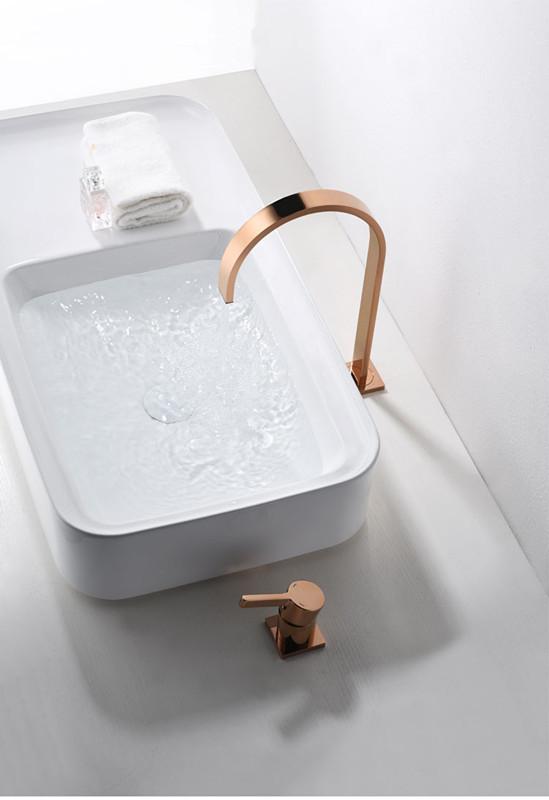 Rose Gold 360 Degree Rotating Bathroom Faucet