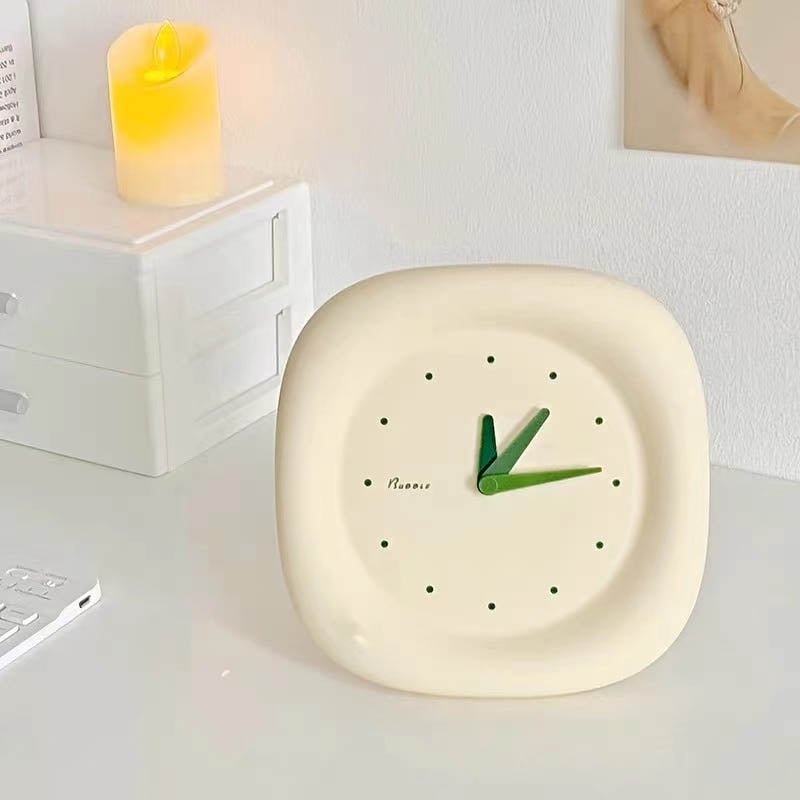 Simple Creative Bubble Wall Clock