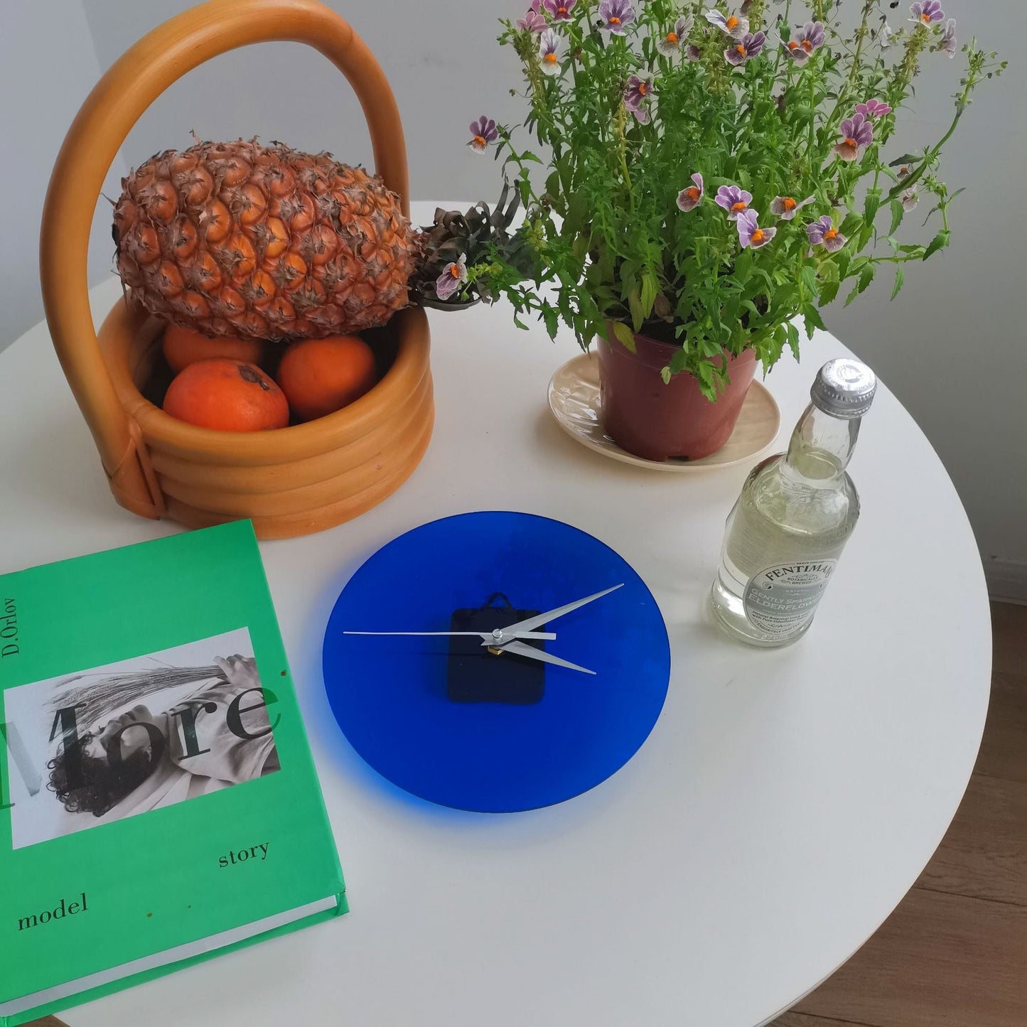 Simple Modern Blue Living Room Desk Clock