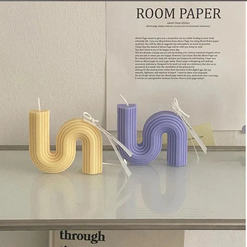 Unique 'S' Wave Shape Unscented Candle