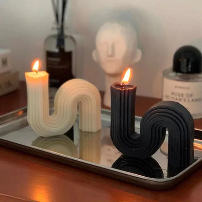 Unique 'S' Wave Shape Unscented Candle