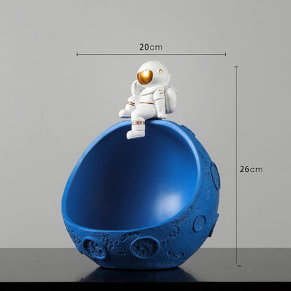 Astronaut and Submariner Storage