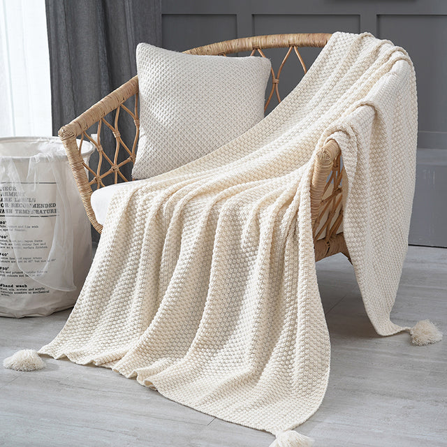 Deluxe Knitted Tassel Throw Blanket