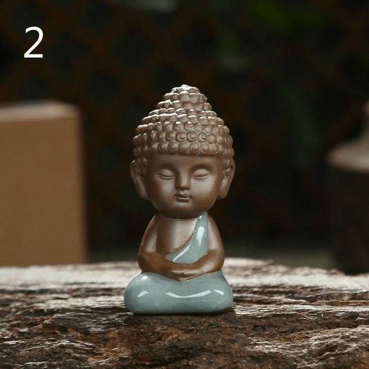 Mini Buddha Statue in Ceramic and Porcelain