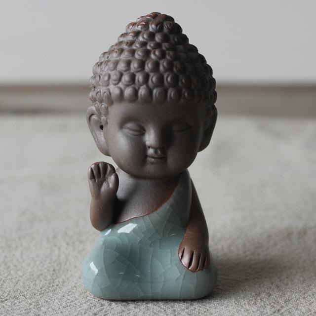 Mini Buddha Statue in Ceramic and Porcelain