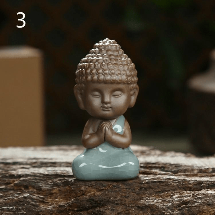 Mini Buddha Statue in Ceramic and Porcelain