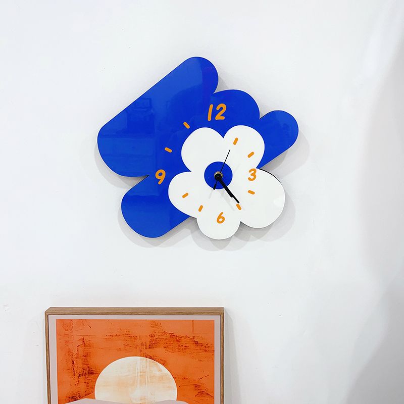 Wooden Cartoon Art Flower Wall Clock